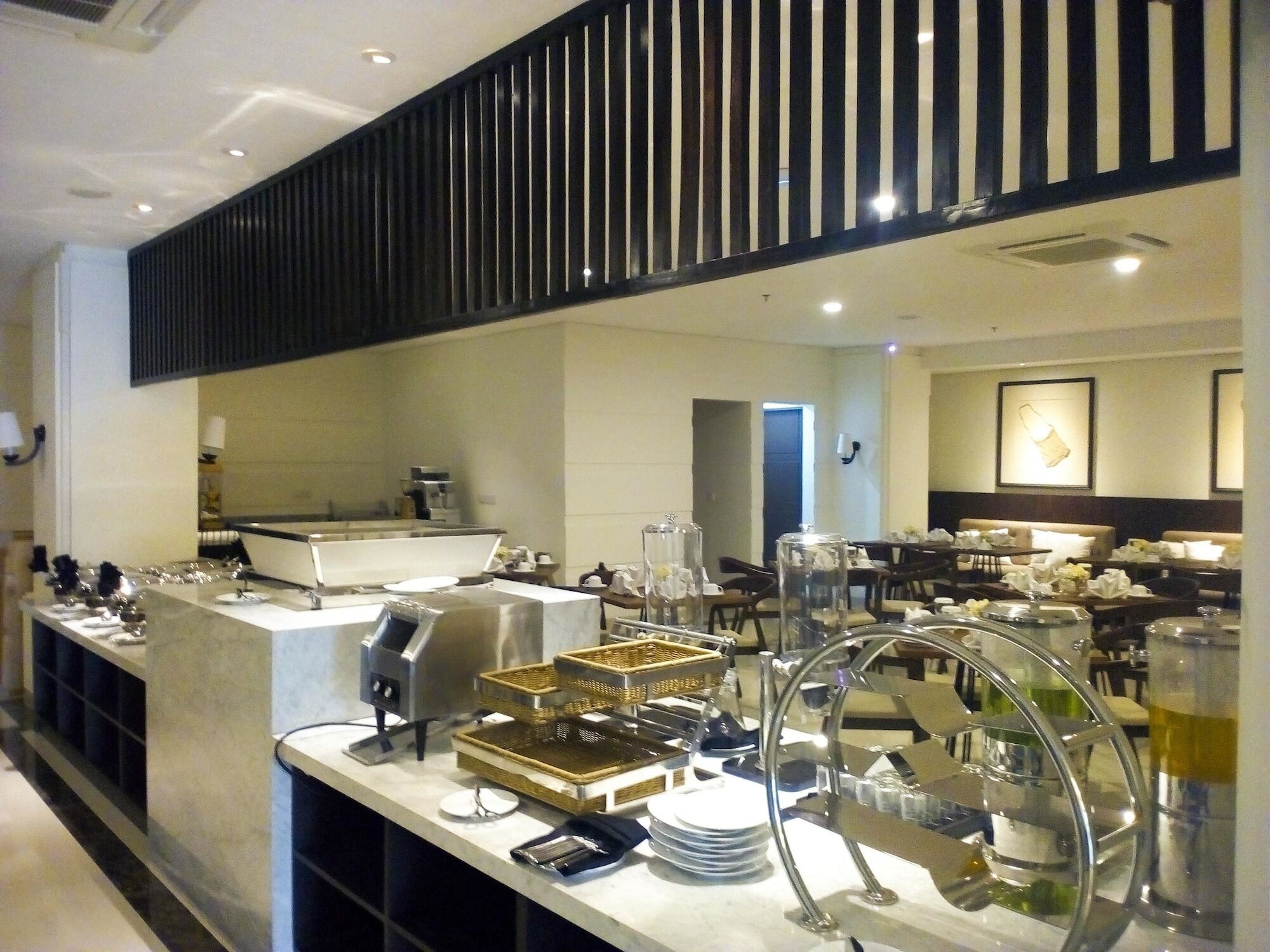 กีริอ๊าด เอ็ม โฮเต็ล โซรง Hotel ภายนอก รูปภาพ